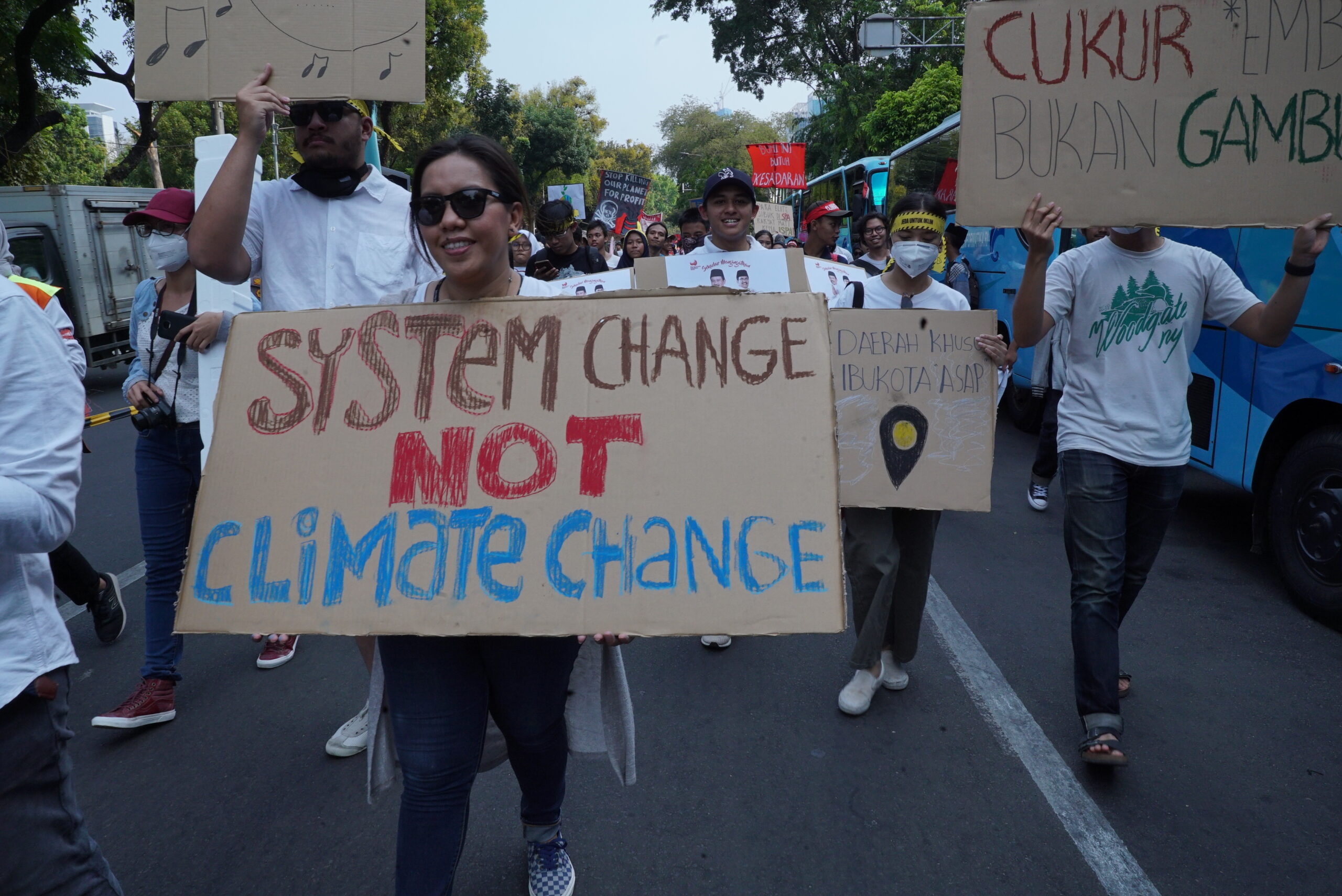 1569231623674-VIC00204