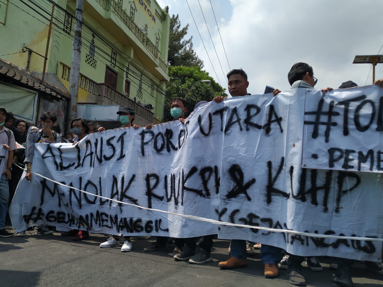 1569231786518-WhatsApp-Image-2019-09-23-at-130015