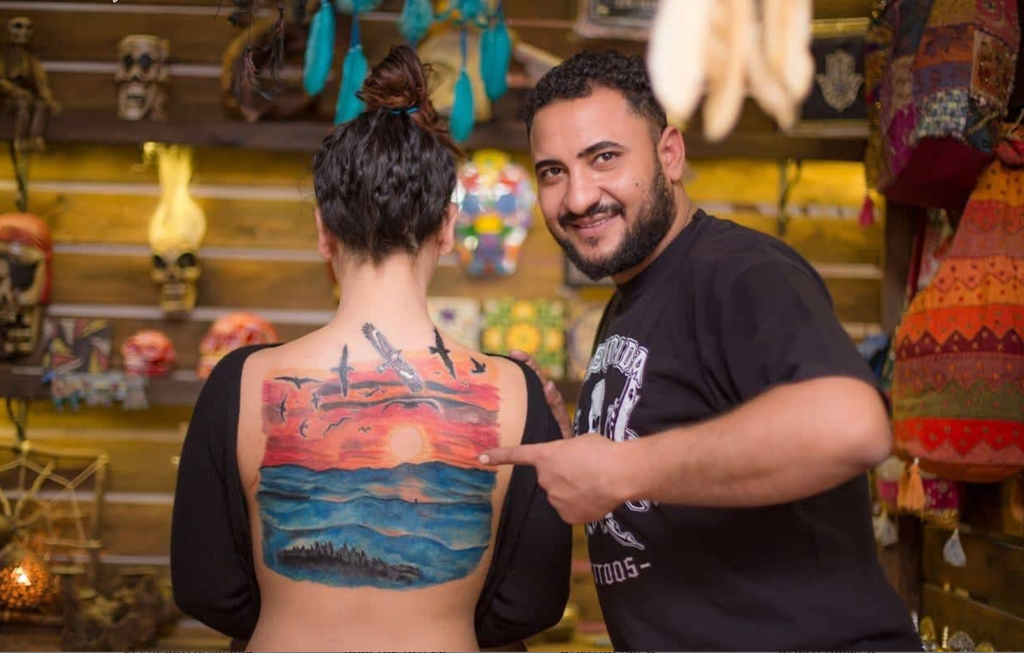 عشرة أسئلة لطالما أردت طرحها على “فنان تاتو”