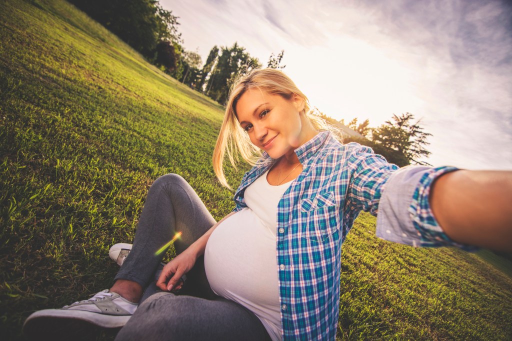 De nieuwste trend op YouTube: filmen hoe je vliezen breken