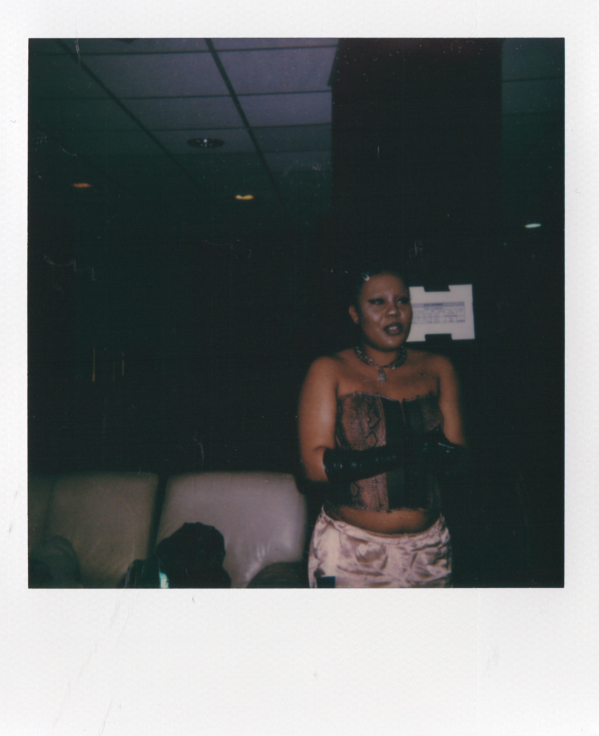 1573470986787-lizza01-copy