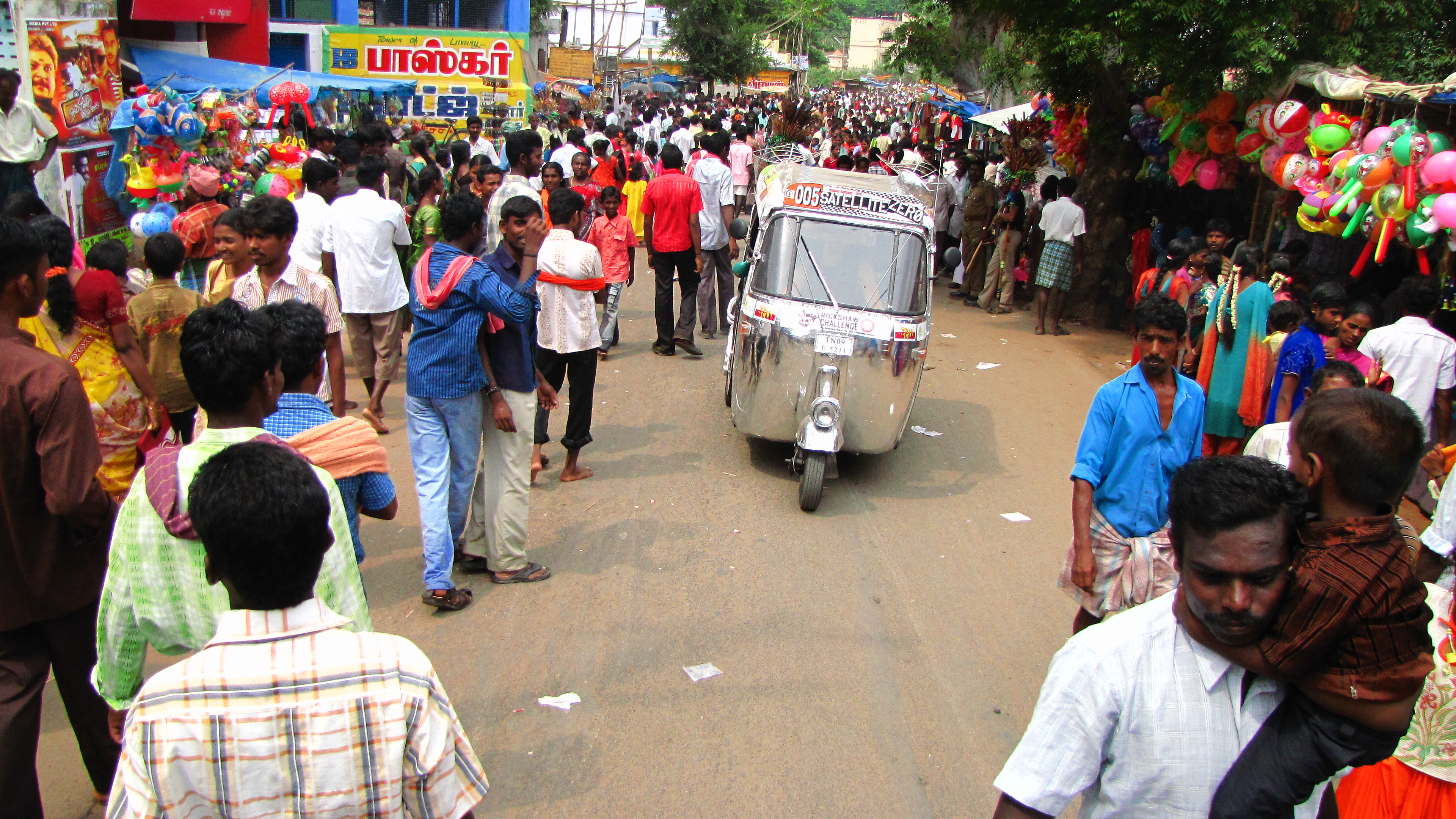 1573646516668-Rickshaw-Rally-5