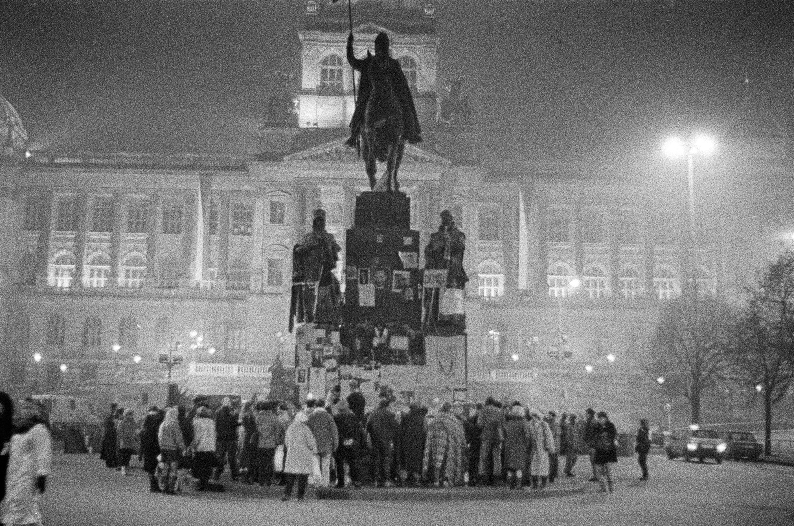 1574070111714-100091700026