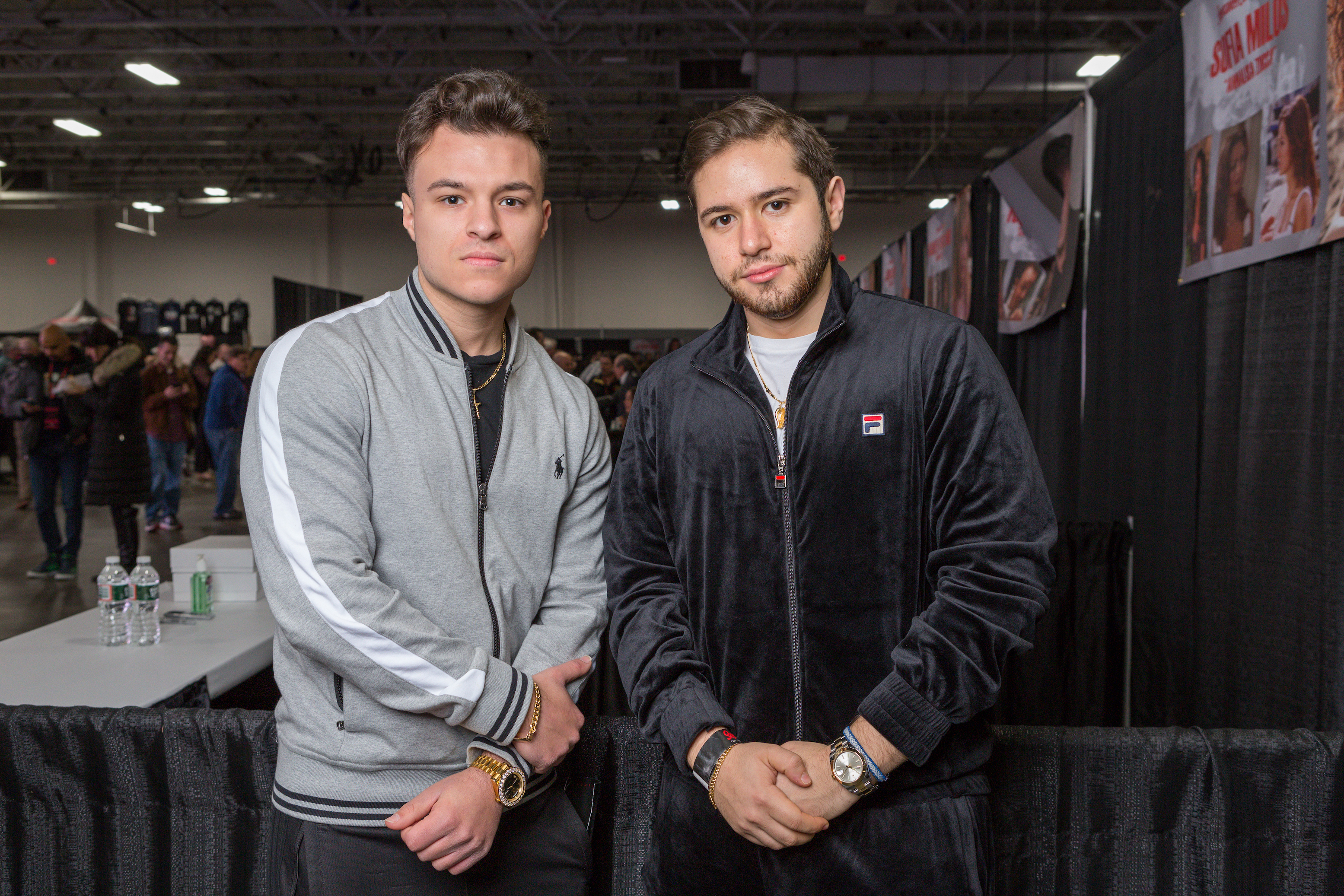 1574716390219-7K1A6373