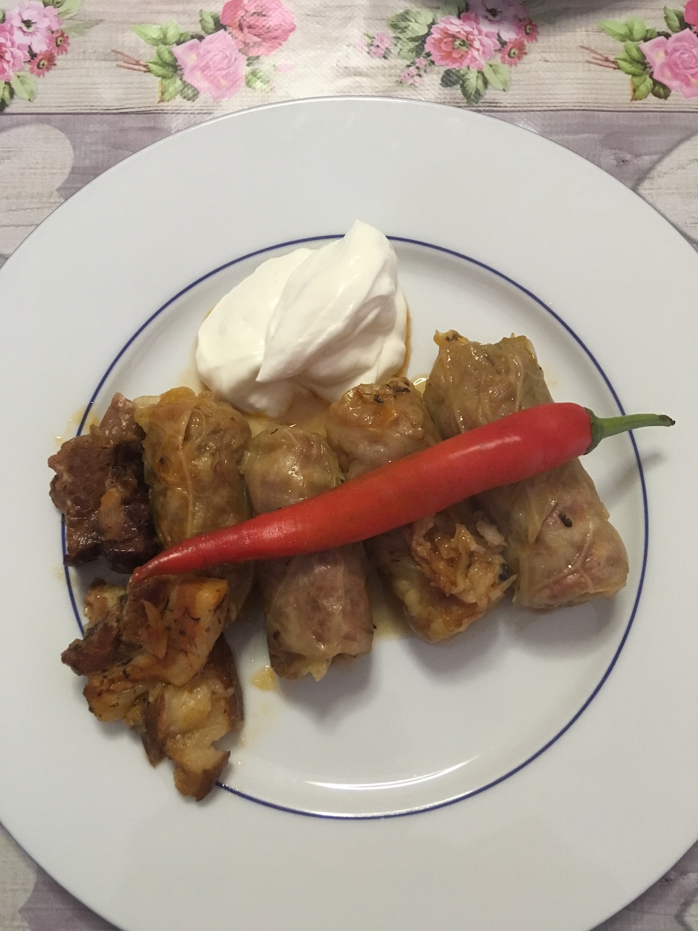 1576100633278-Sarmale-rumeni