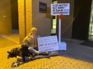 Charlotte en Bobbie voor het ministerie