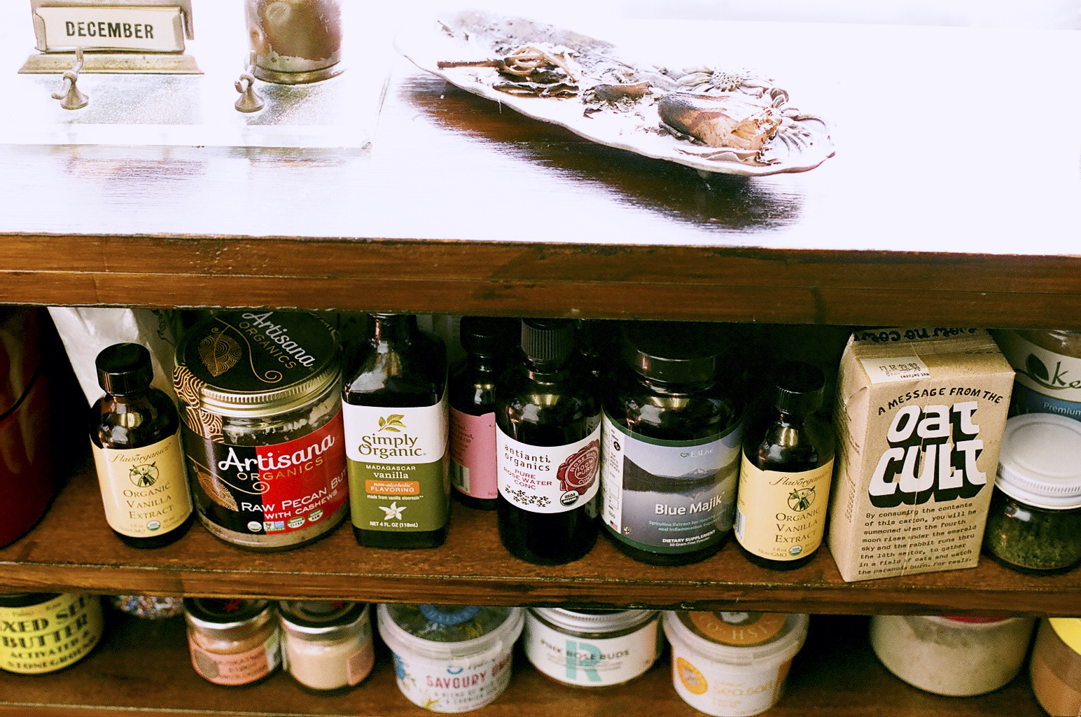 1579717448135-000574960023_select__select_