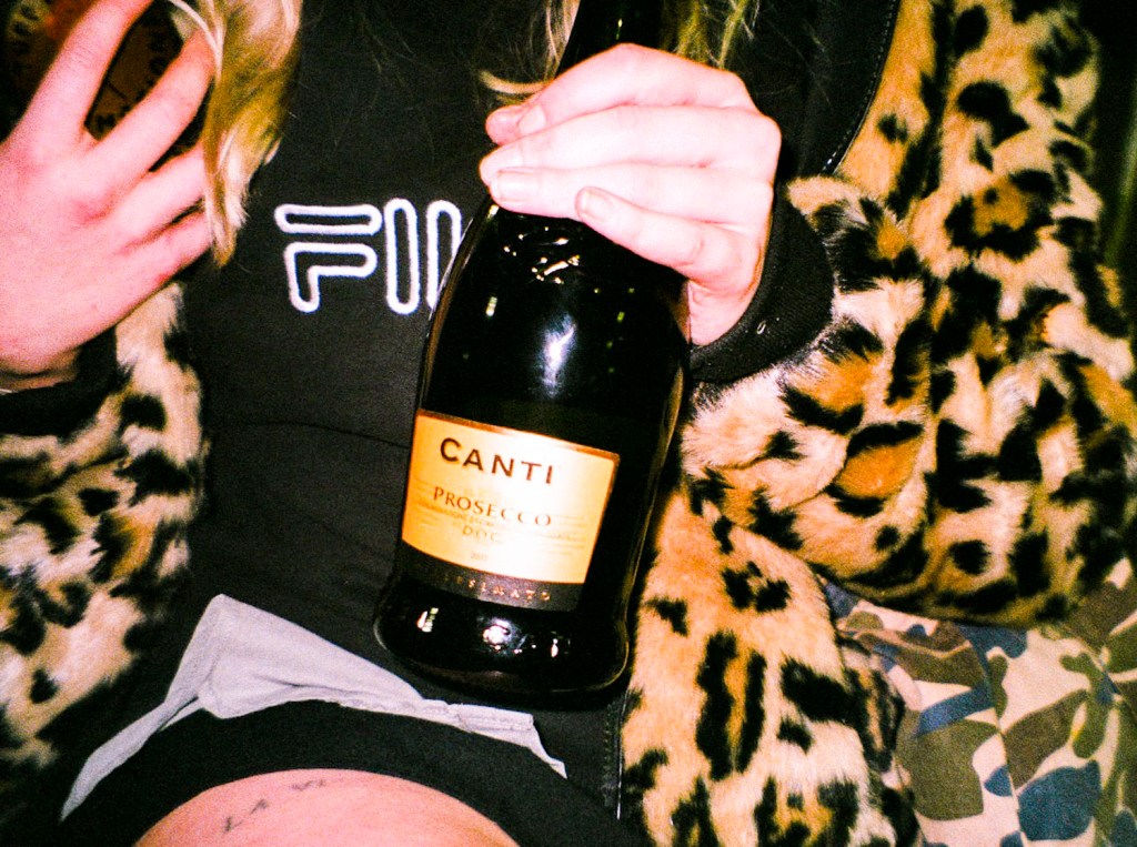 friends more successful relationships money