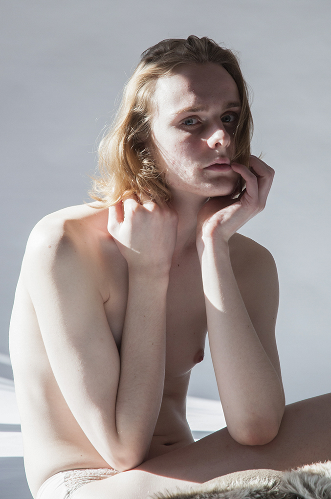 tranzitie, procesul de tranzitie in imaginiChloé Besnard