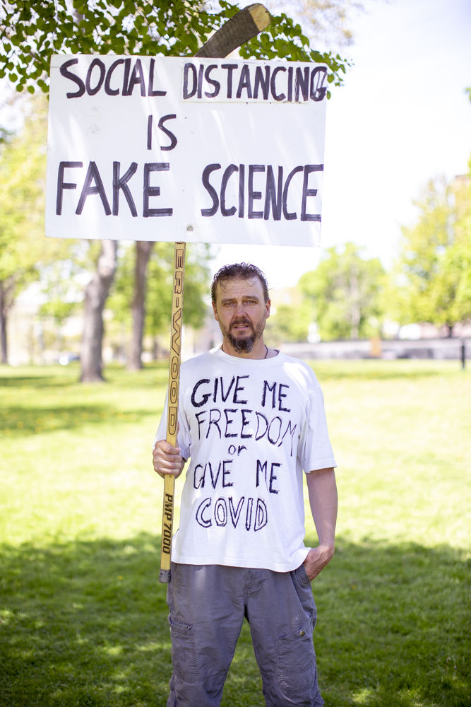 1590590949060-_04A1514-1