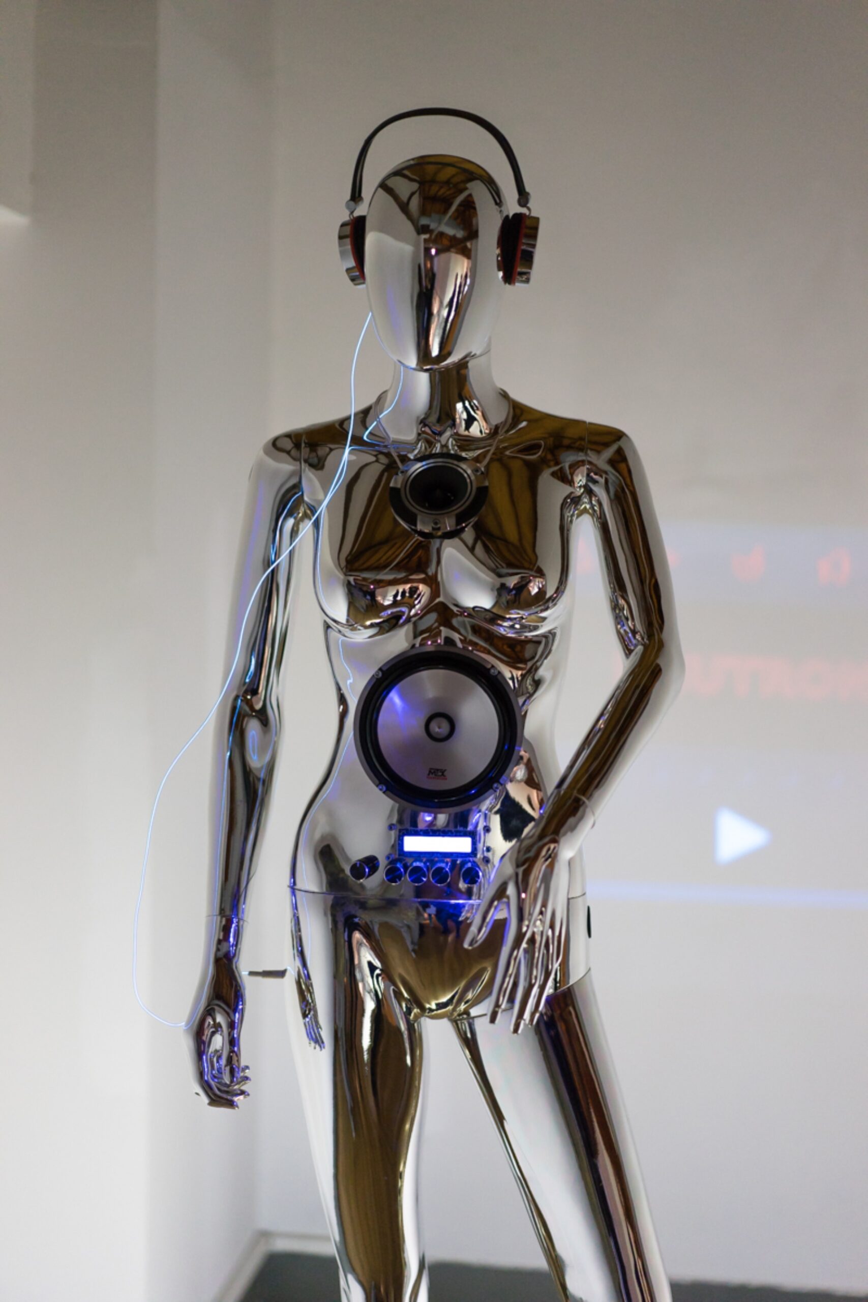 1593610274823-Timioi-Paranomoi-05192