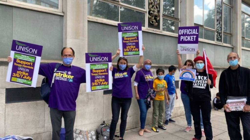 This Council Just Sacked Thousands of Key Workers and Rehired Them on Less Favourable Contracts