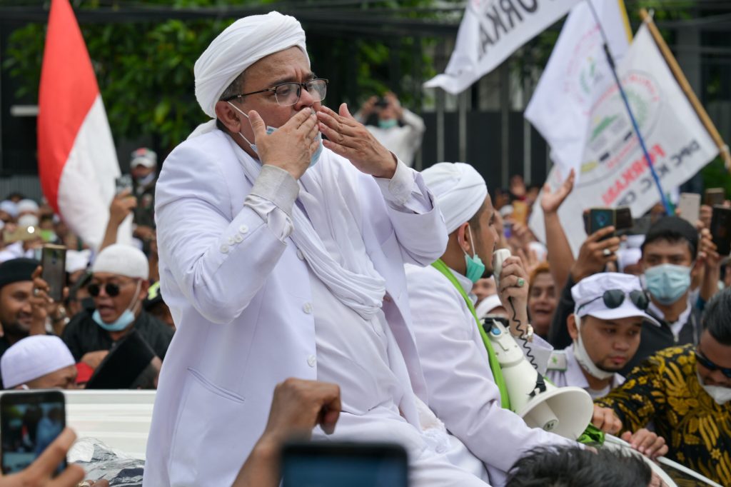 Lewat Gemuruh Kepulangannya, Rizieq Shihab Menjadi Ikon Oposisi Indonesia