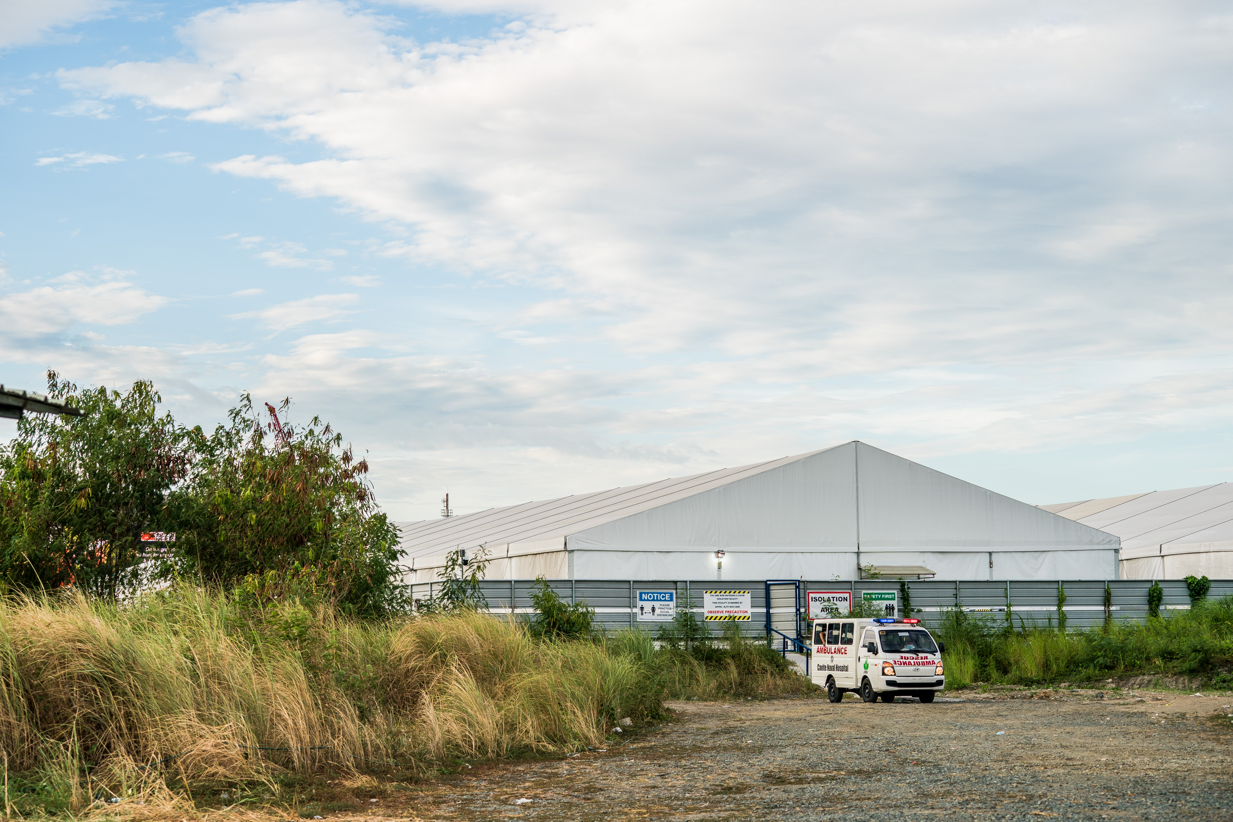 Manila vaxx rollout and cutting of trees 0010.jpg