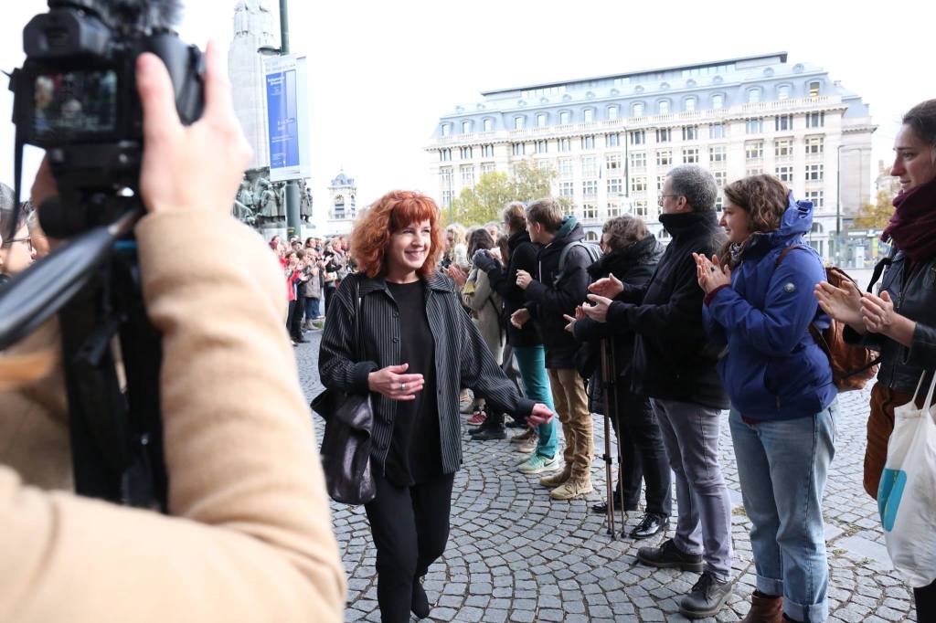 Avec quatre personnes en procès pour avoir hébergé des migrant·es