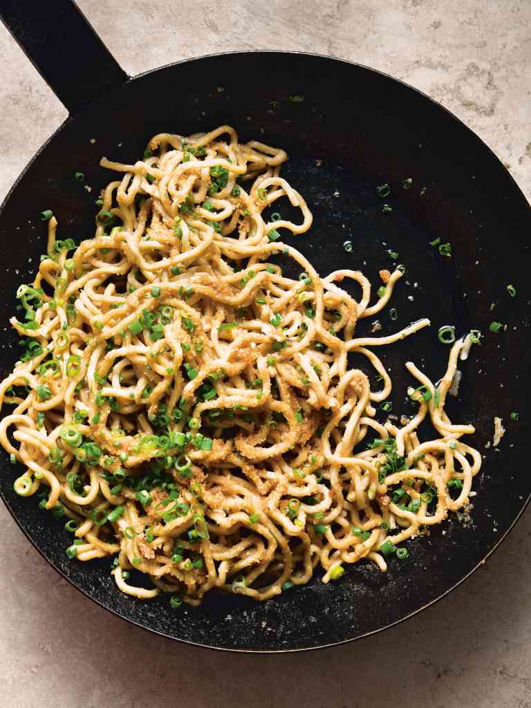 Noodles Fritti all'Aglio