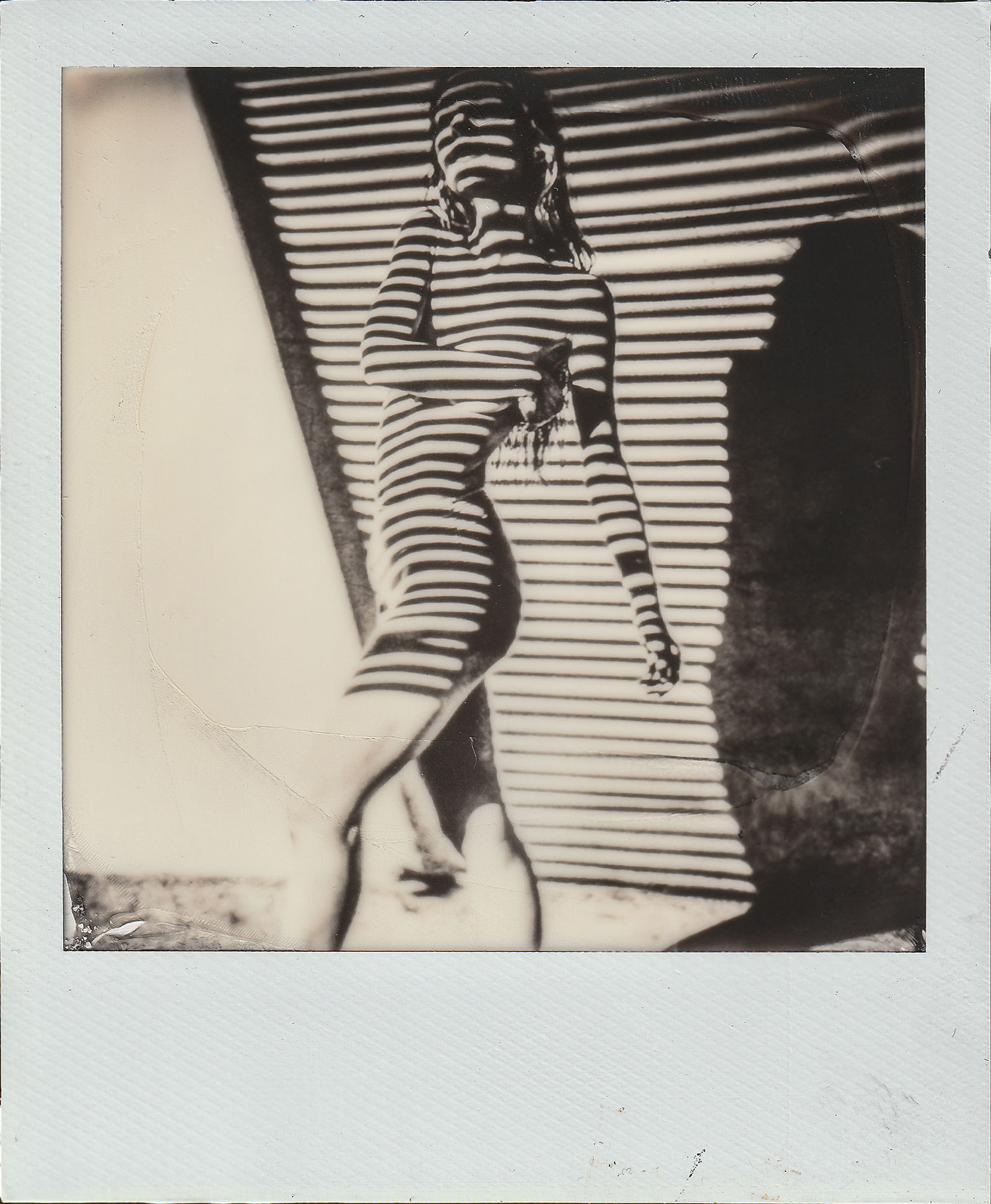 Emanuel-Floris-explorare-sexualitate, polaroid sexualitate, nuduri polaroid