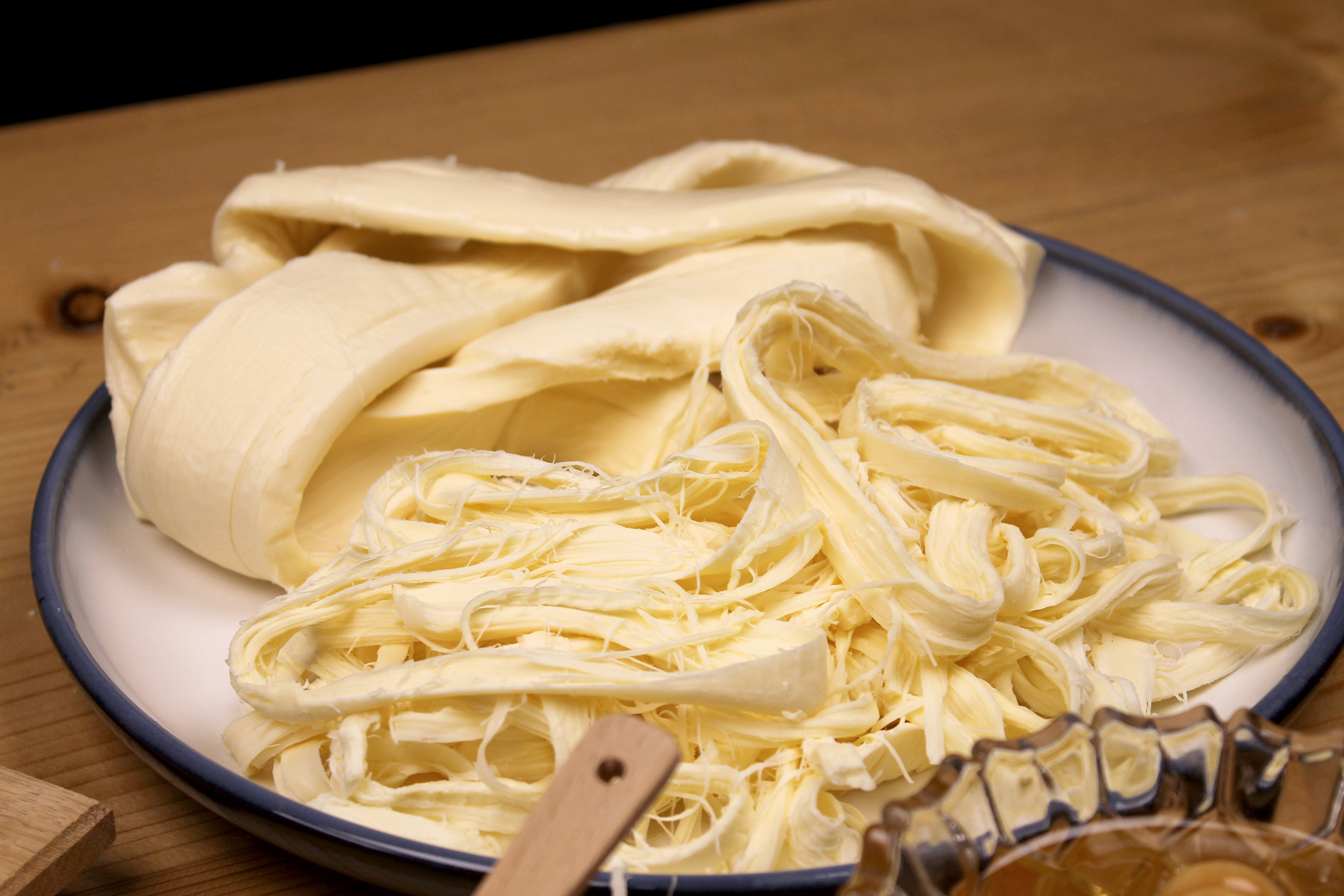 Mozzarella armena secca.jpg