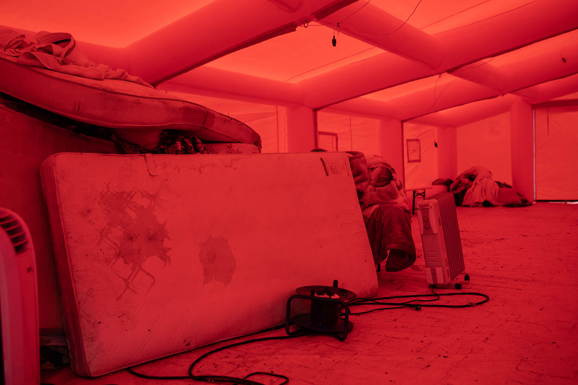 refugiati din ucraina vama siret, razboi ucraina si rusia. refugiati copii in romania din ucraina