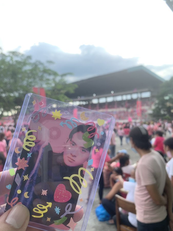 philippines president elections leni ppop kpop fandom gen z kakampink bgyo ace akira