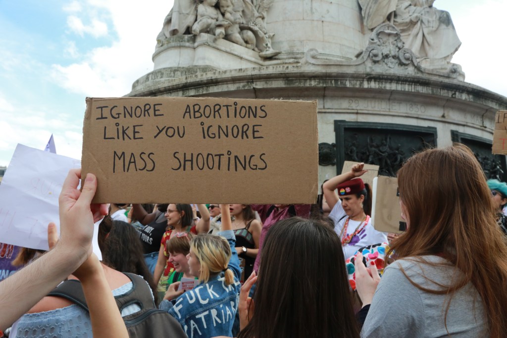 roe v wade global reaction