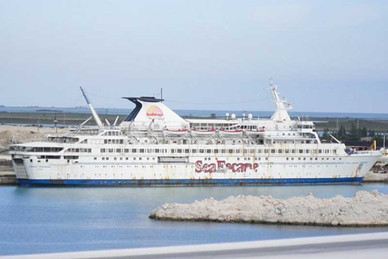 vas croaziera seaescape job romanca miami america