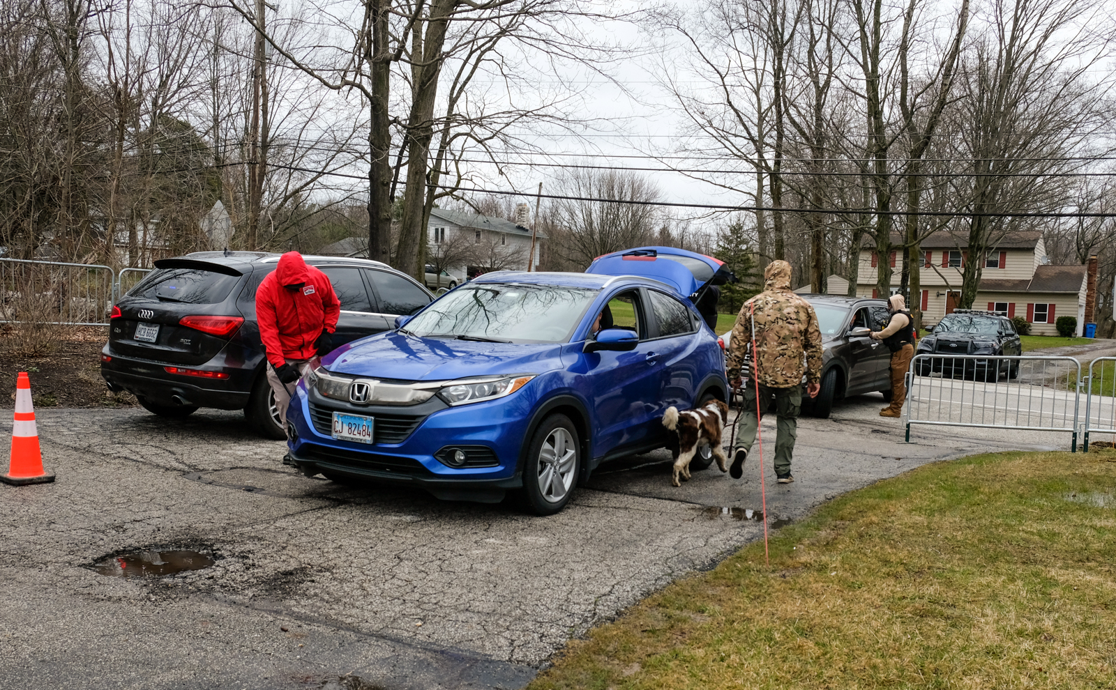 The Community Church in Chesterland, Ohio, spent around $25,000 on security, including bomb-sniffing dogs. (Tess Owen/VICE News)