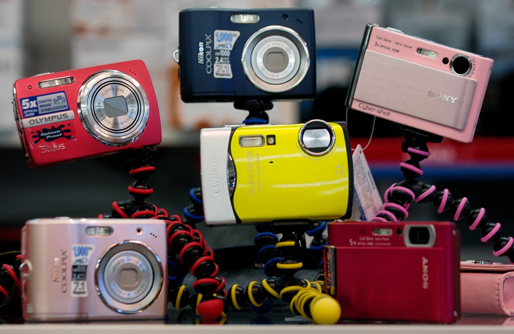 Amazon Shut Down DPReview. The Community Is Saving It