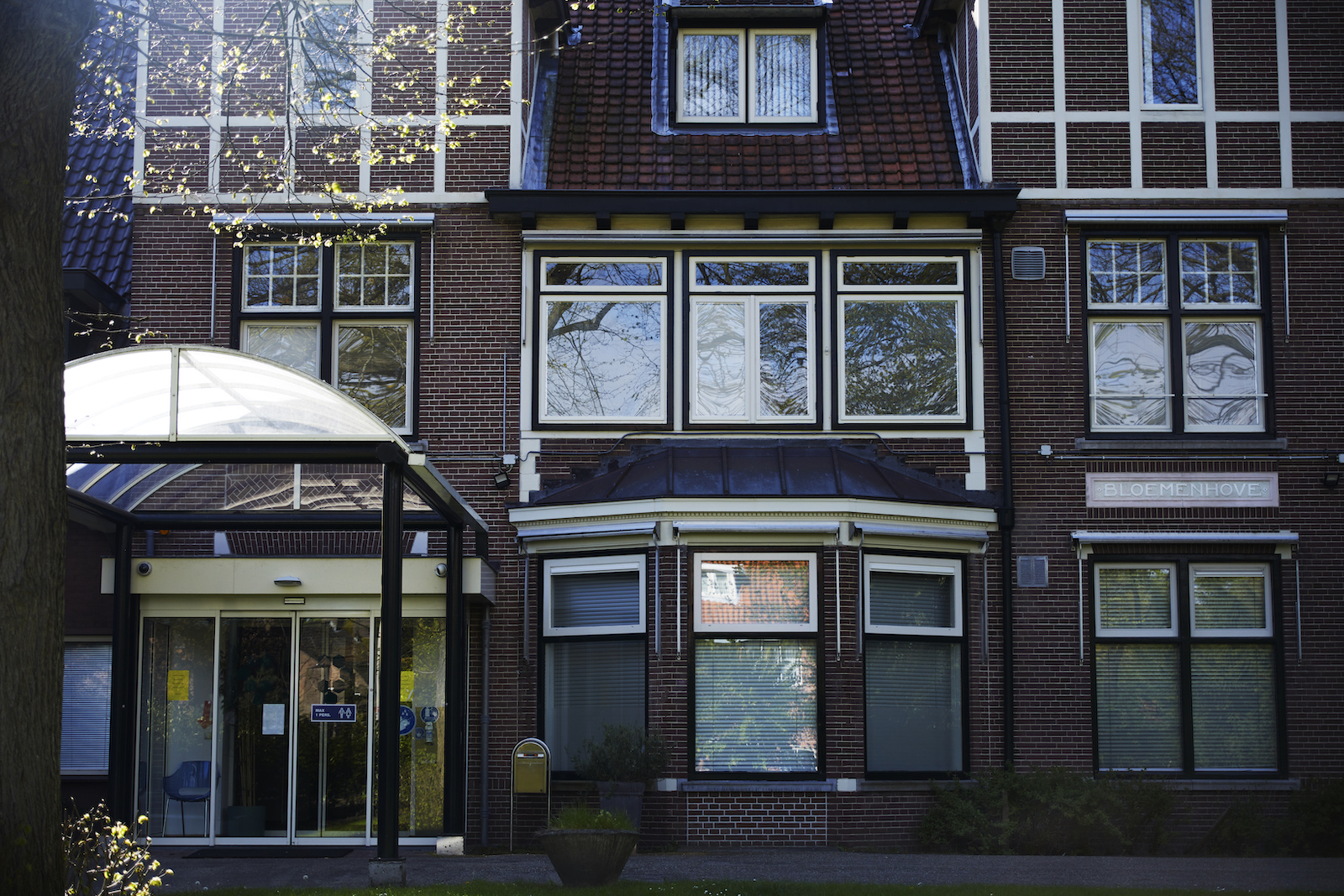 Gevel Bloemenhovekliniek Haarlem