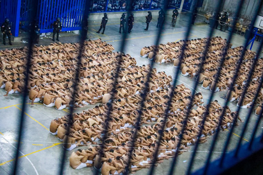 el-salvador-gangs-mass-trial