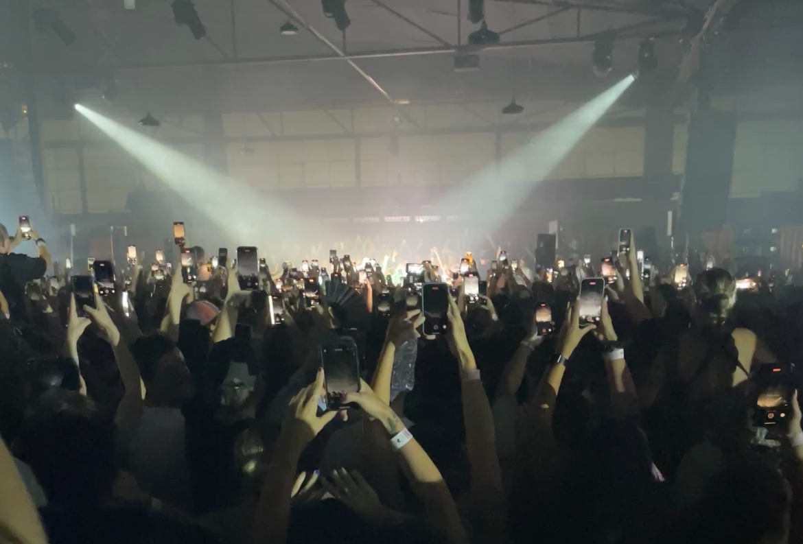 Phones at a Fred Again concert