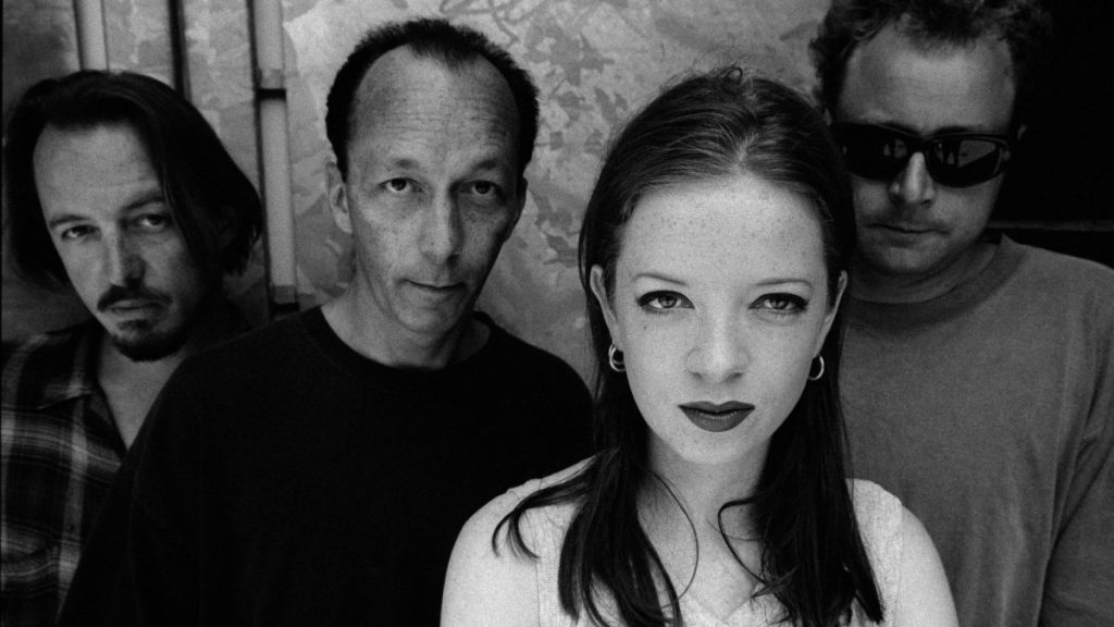 5 Female Alt-Rock Stars of the 1990s We Know You Love