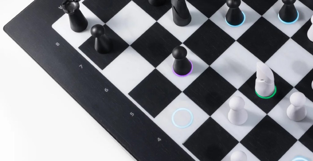 The GoChess Modern board, with activated lights