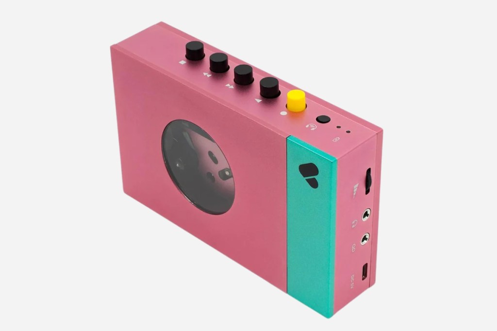 we-are-rewind-edith-cassette-player